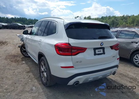 2021 BMW X3 xDrive30I z USA, uszkodzony, nr VIN 5UXTY5C06M9F81764